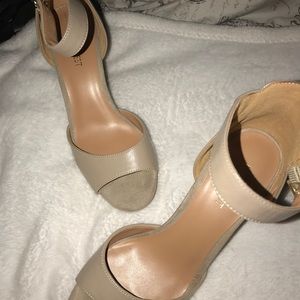 Nine West Ankel Strap wedge!